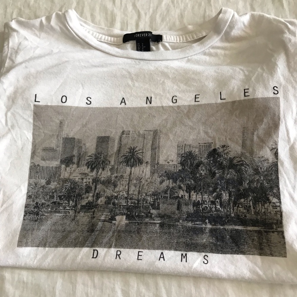 OFFER✨Forever 21 tee shirt
